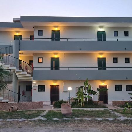 Garden City Image Tigaki Екстериор снимка