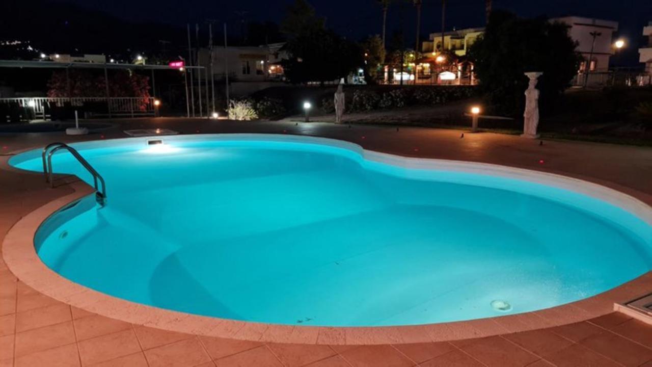 Garden City Image Tigaki Екстериор снимка